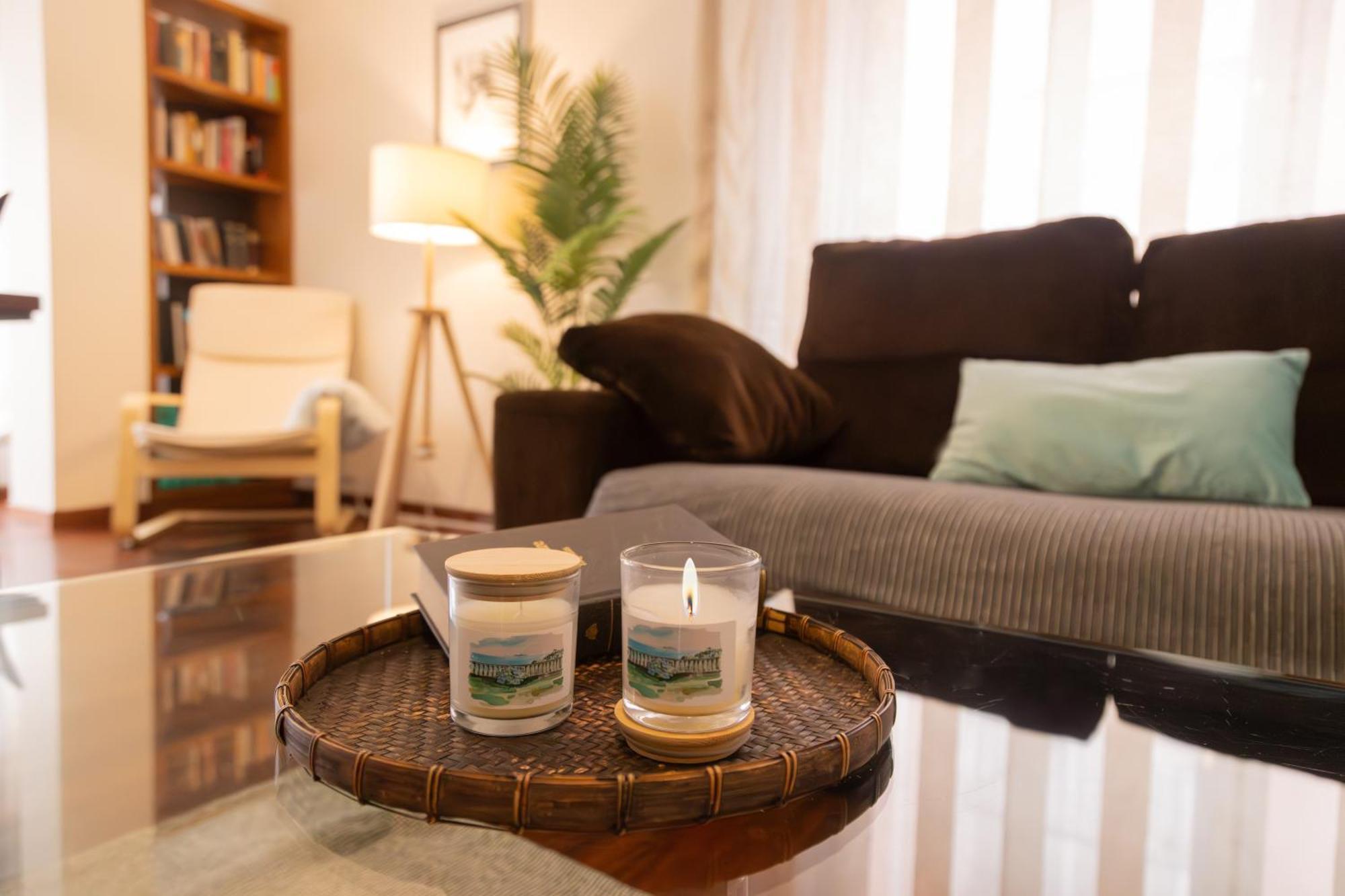 Apartamento Completo, Amplio, Muy Iluminado Y Con Plaza De Garaje Incluida. 格罗韦 外观 照片